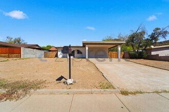 9037 N 14th St in Phoenix, AZ - Building Photo - Building Photo