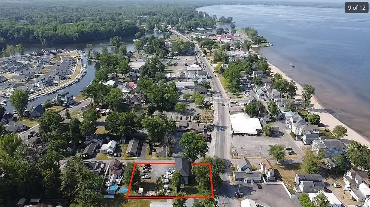 6674 Lake Shore Rd N, Unit 207 13th Ave Sylv. Beach in Verona Beach, NY - Building Photo