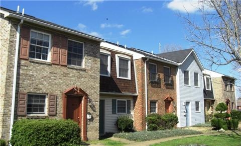 Virginia Pines Townhomes & Apartments in Sikeston, MO - Building Photo