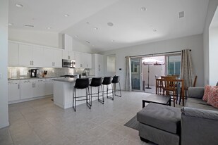 4311 Pacifica Wy in Oceanside, CA - Building Photo