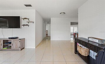 5542 19th Ave N in St. Petersburg, FL - Building Photo - Building Photo