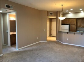 68 E Serene Ave in Las Vegas, NV - Building Photo