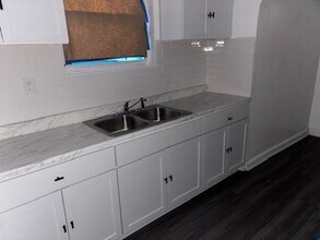 9591 Mark Twain St in Detroit, MI - Building Photo - Building Photo