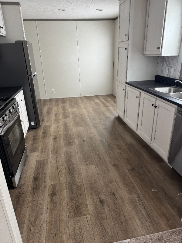 property at 72 Hunters Rill