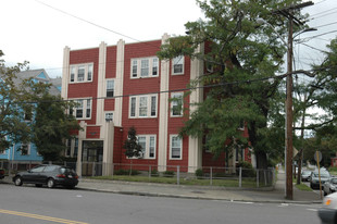 99 Franklin St Apartments