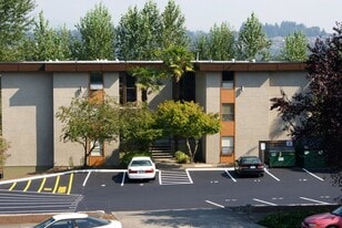 390 Taylor Ave NW in Renton, WA - Building Photo