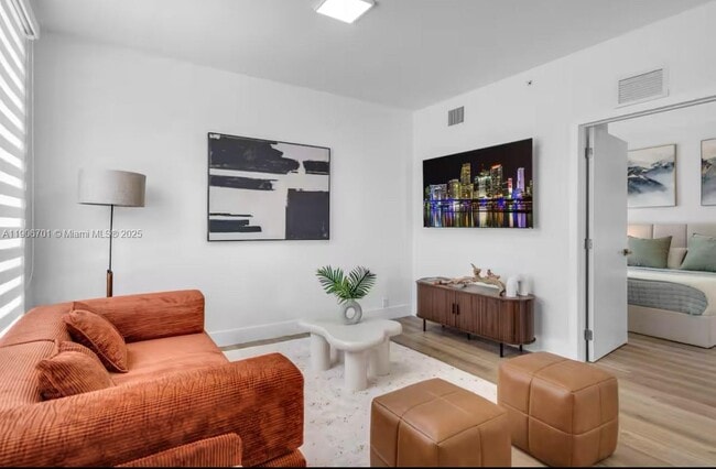 1542 NW 2nd St in Miami, FL - Building Photo - Building Photo