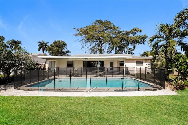 property at 4314 Taft St