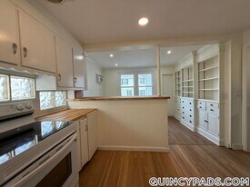 522 Hancock St in Quincy, MA - Building Photo