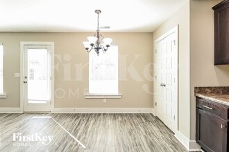 224 Ivy Hills Cir in Calera, AL - Foto de edificio - Building Photo