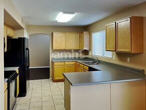 9318 E Fairfield St in Mesa, AZ - Building Photo - Building Photo