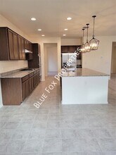 5525 W Lazy Farm Dr in Oro Valley, AZ - Building Photo - Building Photo