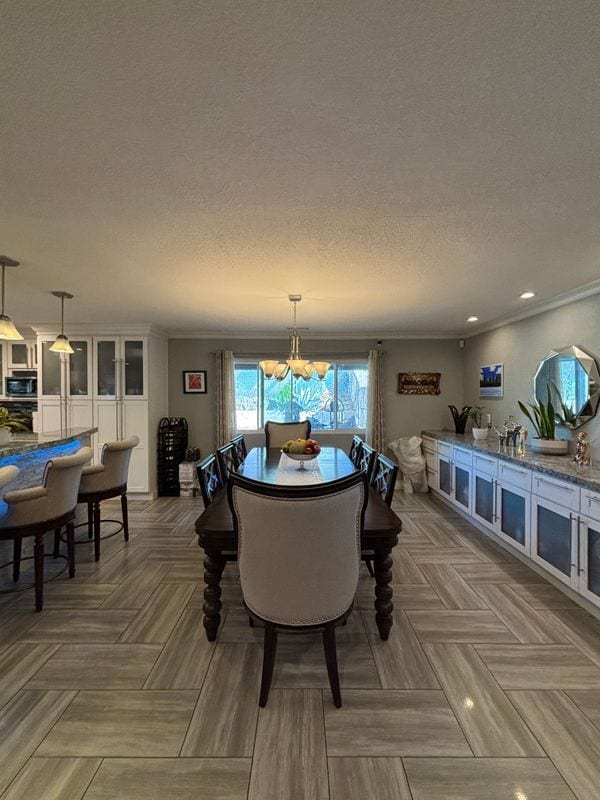 17010 Via Los Caballeros in Riverside, CA - Foto de edificio - Building Photo