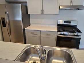 96 Lakeview Cir in Cathedral City, CA - Building Photo - Building Photo