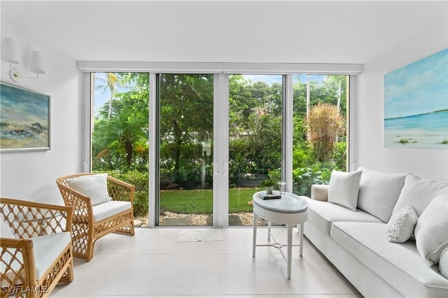 property at 900 8th Ave S