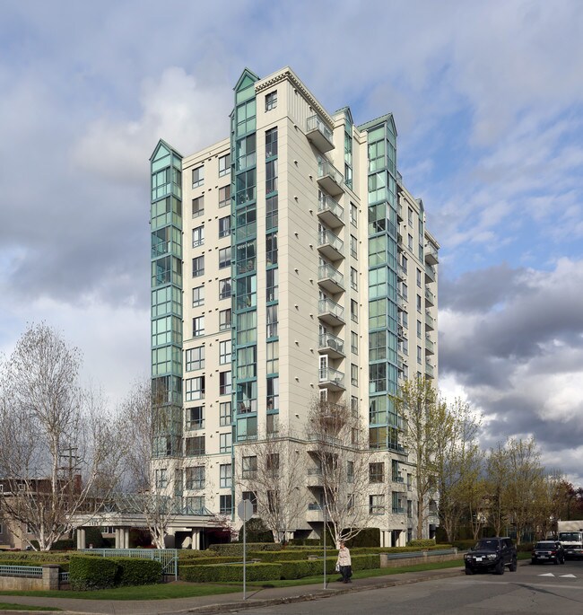 Shaughnessy Gate in Vancouver, BC - Building Photo - Primary Photo