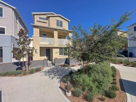 1251 Grassland Rd in Mission Viejo, CA - Building Photo