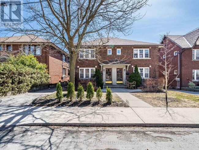 17 Castle View Ave