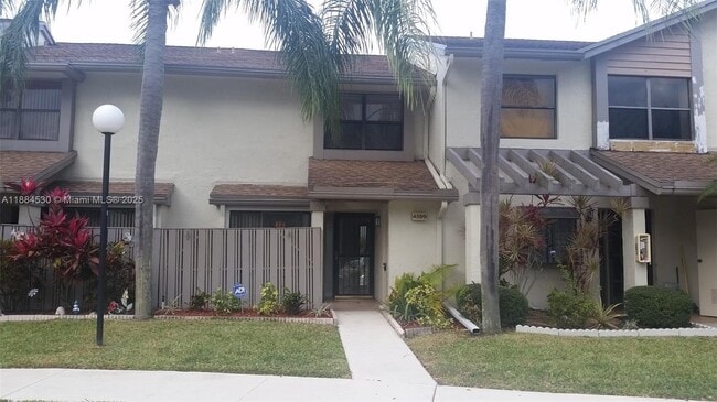 property at 4599 Carambola Cir S