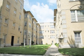 7516-7524 N Seeley Ave in Chicago, IL - Foto de edificio - Building Photo