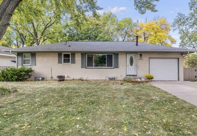 property at 6367 Zinnia Ln N