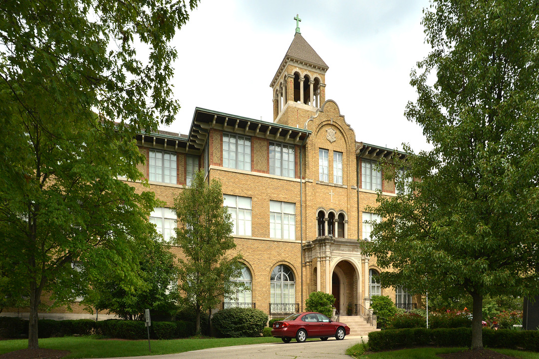 Mercy Community at Winton Woods in Cincinnati, OH - Building Photo