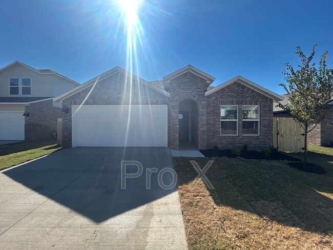 property at 4665 W Aurora St