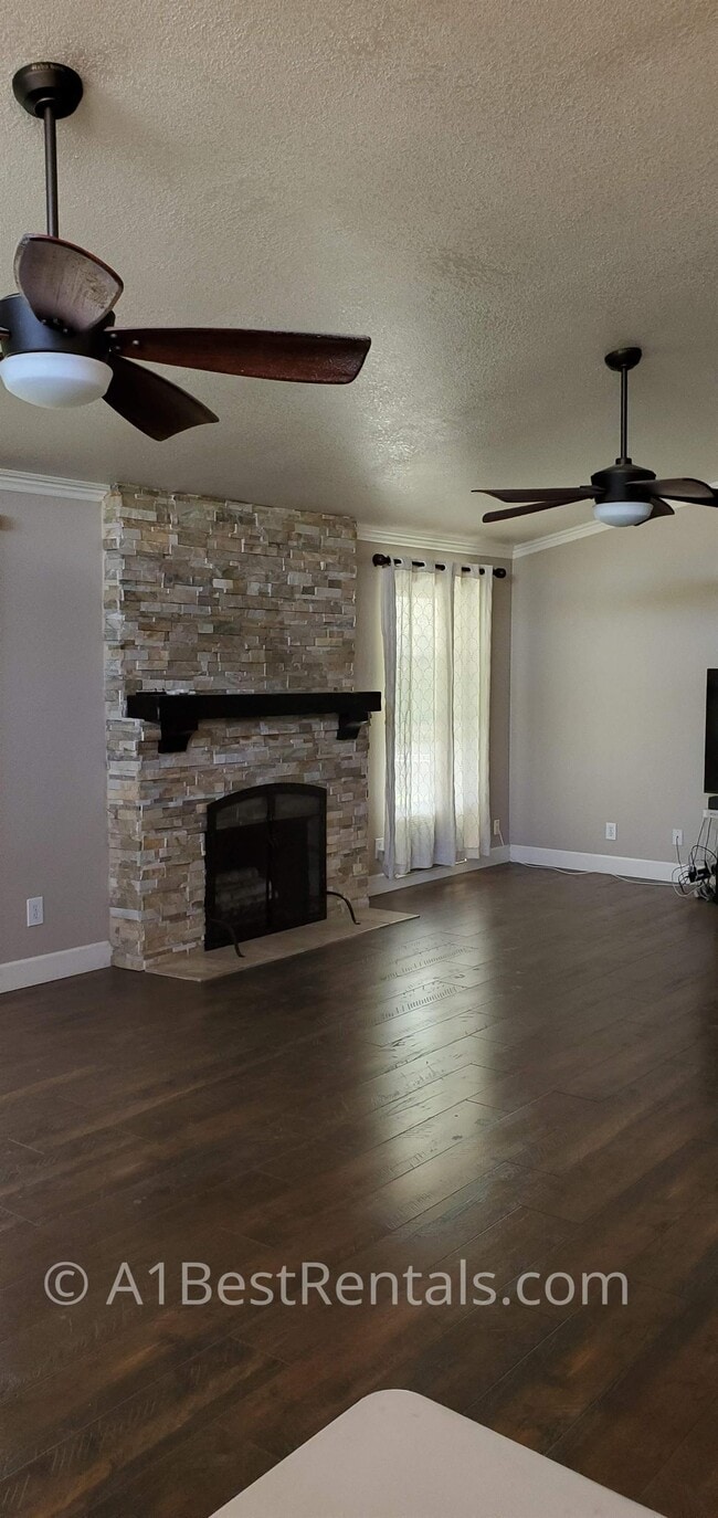 1404 Central Ave in Modesto, CA - Building Photo - Building Photo