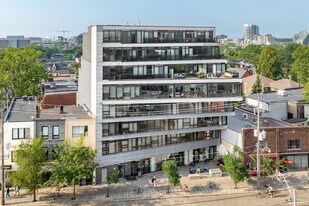 Abacus Lofts in Toronto, ON - Building Photo