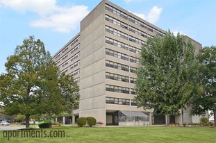 Garden House of Park Forest Apartments