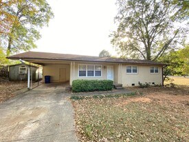 18 Edwin Ave in Oxford, AL - Building Photo