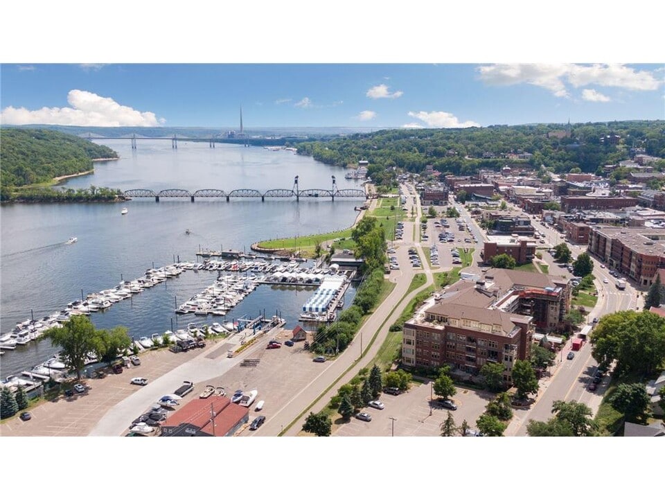 640 Main St N in Stillwater, MN - Building Photo