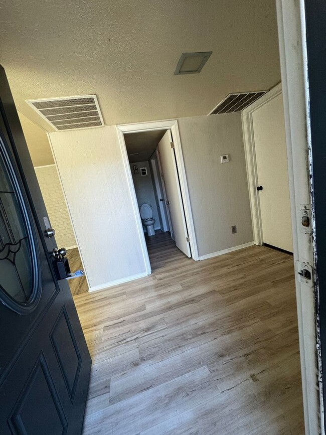 2272 Jamestown Ln in Carrollton, TX - Building Photo - Building Photo