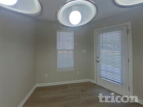 2023 Westminster Ln in Matthews, NC - Foto de edificio - Building Photo