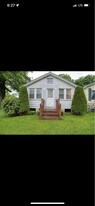 12191 Mantor St in Conneaut Lake, PA - Building Photo