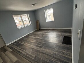 1022 Byrd Ave in Cincinnati, OH - Building Photo - Building Photo