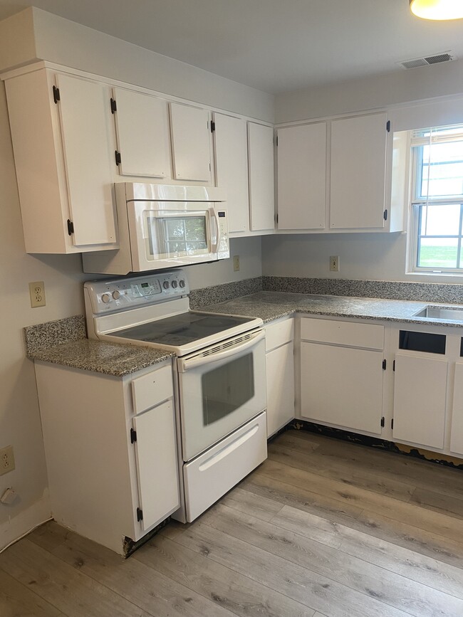 property at 32C Chestnut Ct