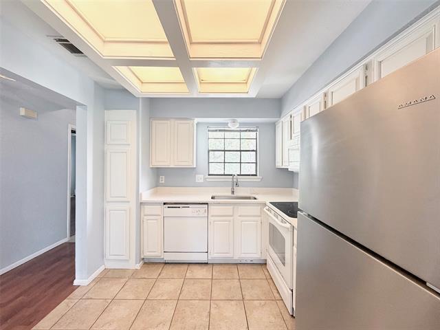 property at 3120 Devonshire Dr