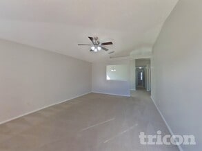 8384 Argyle Corners Dr, Unit 209 in Jacksonville, FL - Foto de edificio - Building Photo