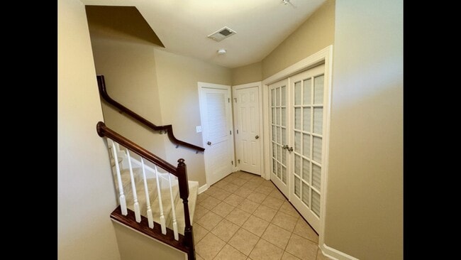 9403 Aston Villa in Ellicott City, MD - Building Photo - Building Photo