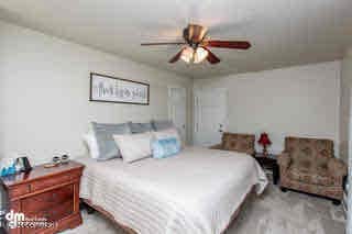 8933 Lakehurst Dr in Anchorage, AK - Building Photo - Building Photo