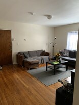 61 Selkirk Rd, Unit 1 Apartamentos