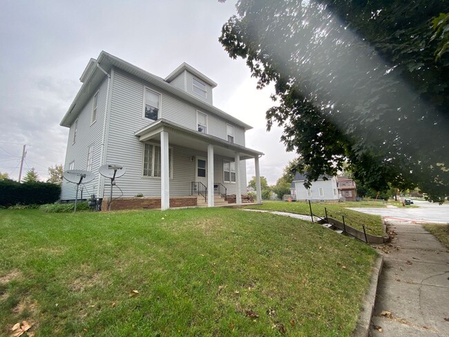 property at 320 S 17th St