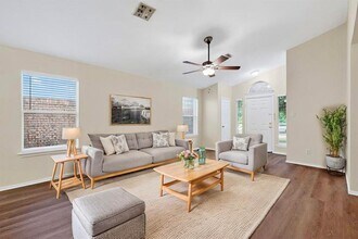 12825 Dwight Eisenhower St in Manor, TX - Building Photo - Building Photo