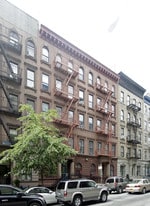136 W 113th St in New York, NY - Building Photo