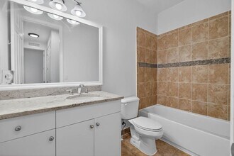 7651 NW 88th Terrace in Tamarac, FL - Building Photo - Building Photo