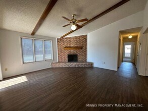 6616 Hope Ave in Lubbock, TX - Foto de edificio - Building Photo