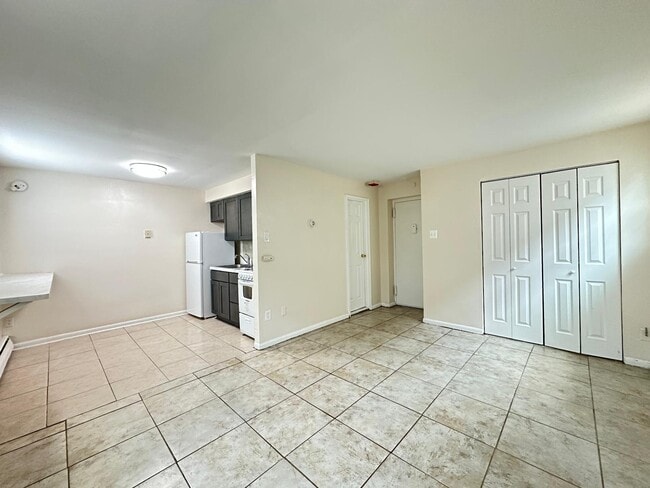 property at 7108 Oxford Ave