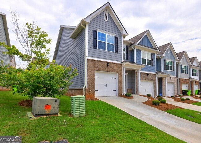 69 Chastain Cir in Newnan, GA - Building Photo - Building Photo