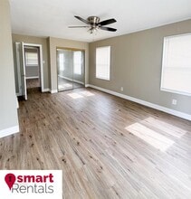 160 Maple Dr in Florissant, MO - Building Photo - Building Photo